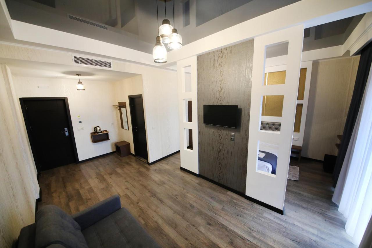 Hotel Panoramic Kutaisi Dış mekan fotoğraf