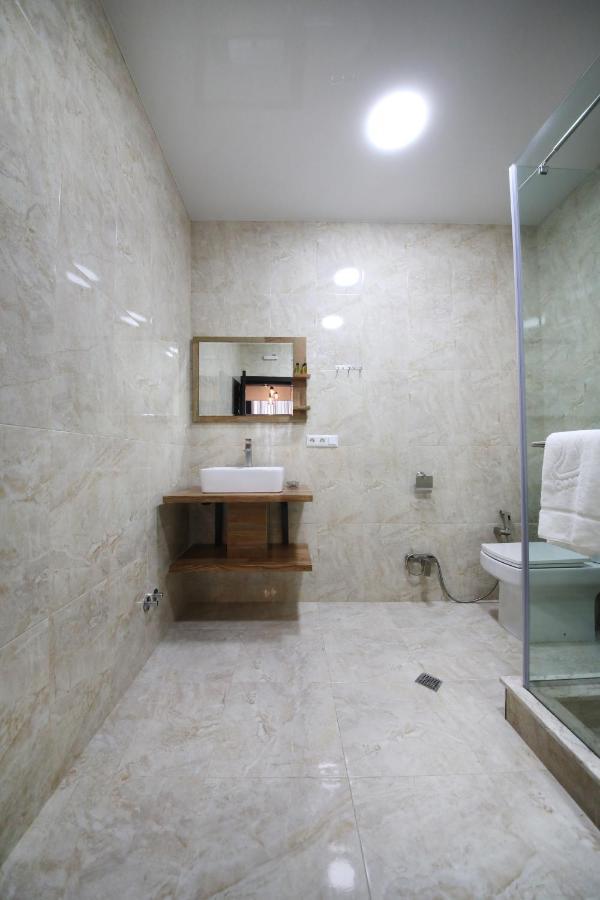 Hotel Panoramic Kutaisi Dış mekan fotoğraf
