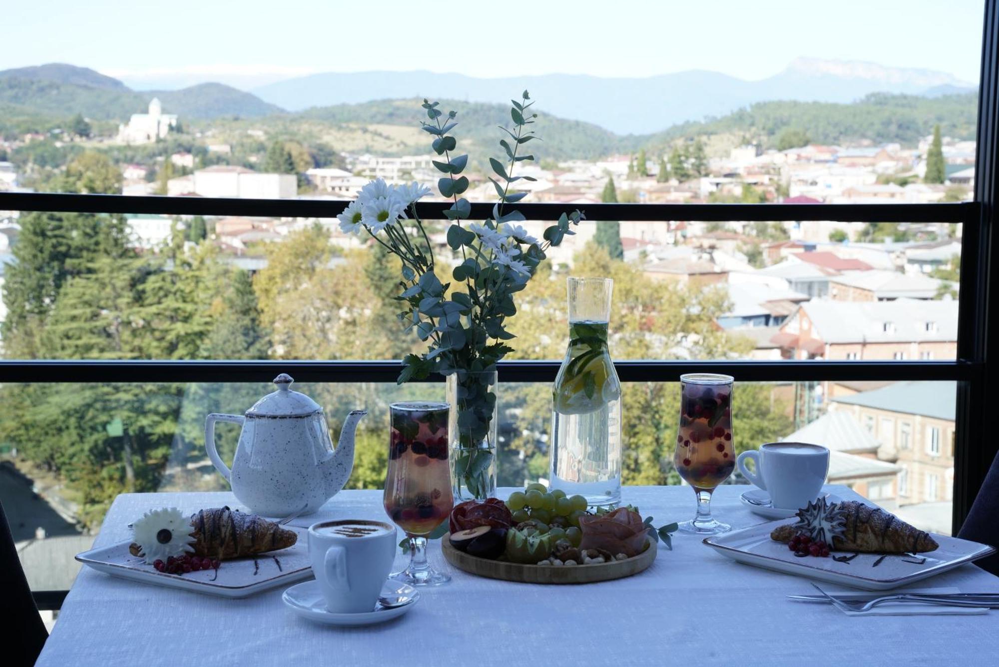 Hotel Panoramic Kutaisi Dış mekan fotoğraf