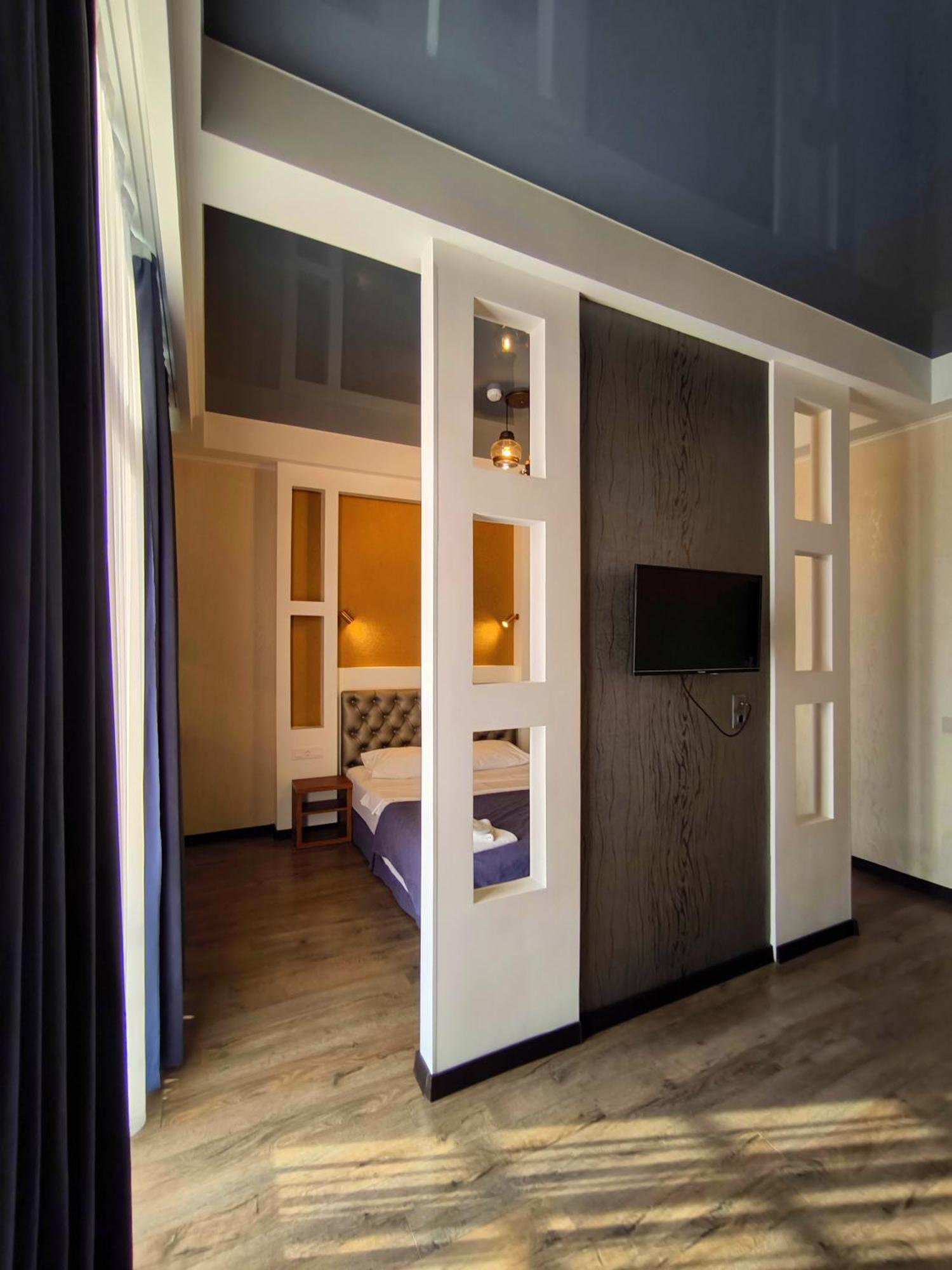 Hotel Panoramic Kutaisi Dış mekan fotoğraf